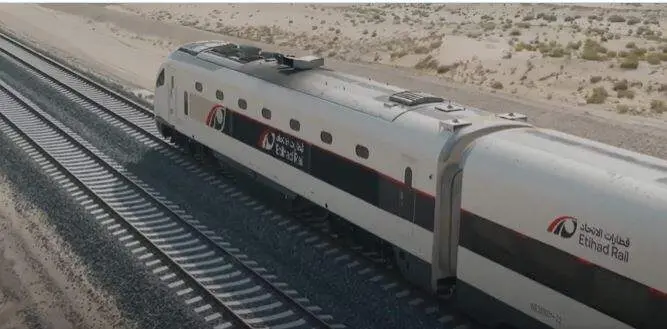 Una captura de pantalla del vídeo difundido. (Etihad Rail)
