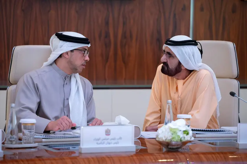 El jeque Mansour y el gobernante Dubai este jueves. (X)