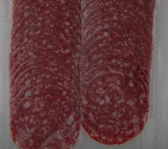 Pepperoni envasado. (X)