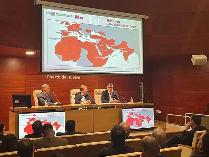 Intervenciones en el acto de presentación de las nuevas conexiones del Puerto de Huelva. (
