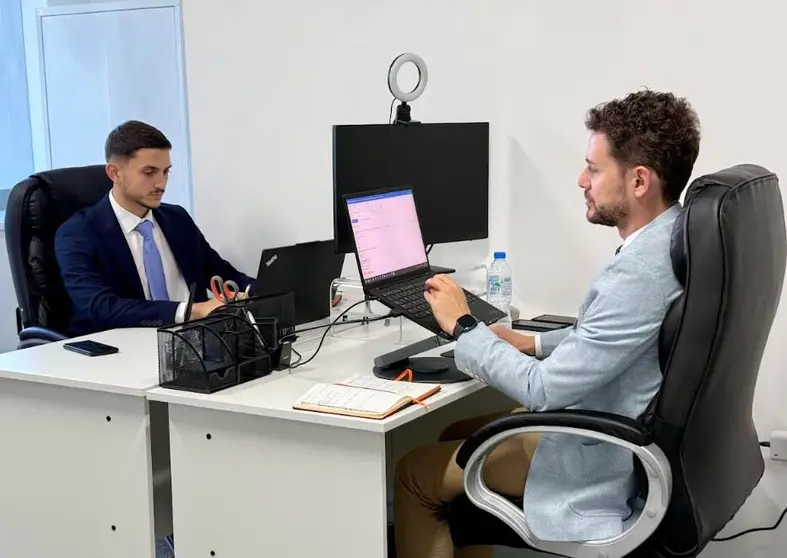 Equipo de WellTax  en Dubai. (EL CORREO)