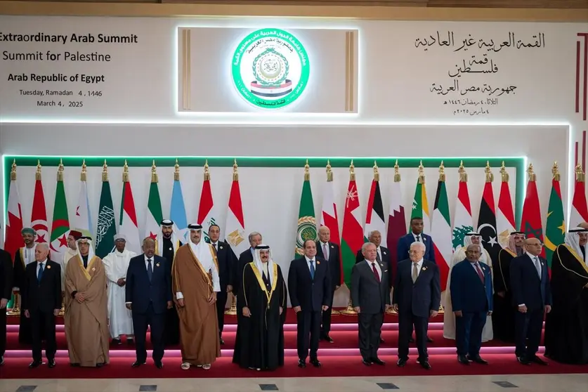 Foto de familia de los participantes en la cumbre sobre Gaza celebrada en Egipto. ( Fuente externa)