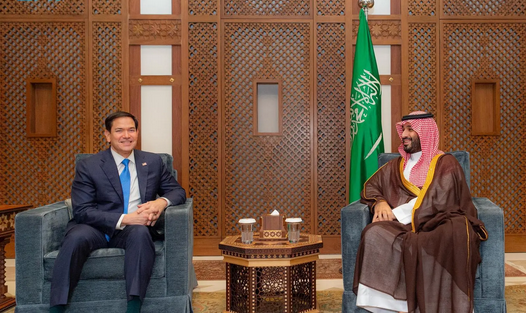 Encuentro del príncipe heredero de Arabia Saudí, Mohamed bin Salman, con el secretario de Estado de Estados Unidos, Marco Rubio. (SPA)