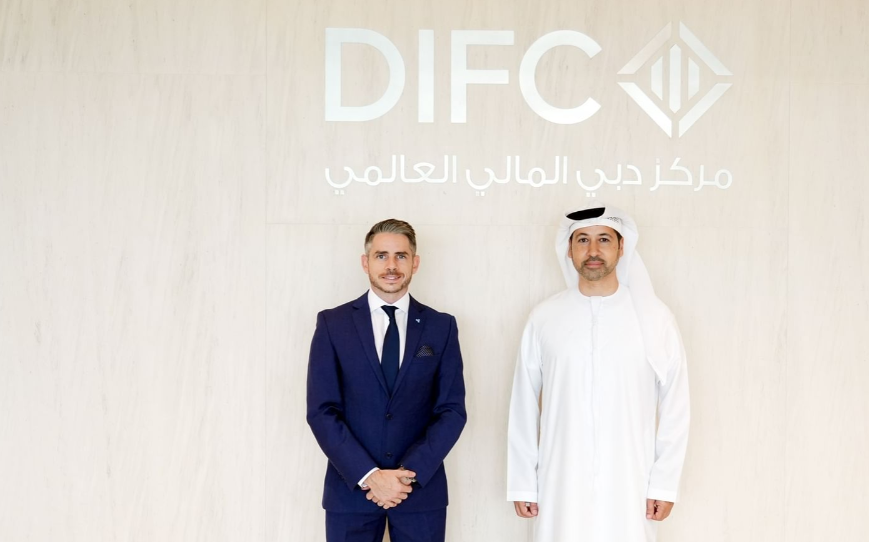 Representante de Ripple y de la Autoridad de Dubai. (WAM)