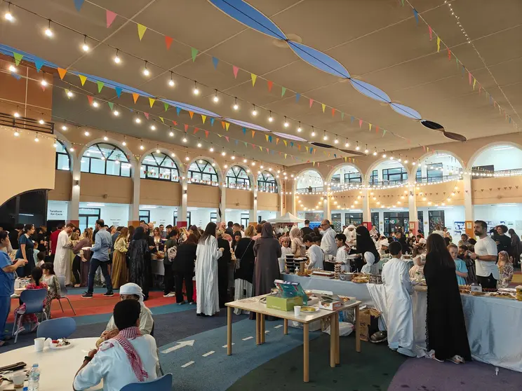 Un momento del iftar en el colegio español. (Cedida)