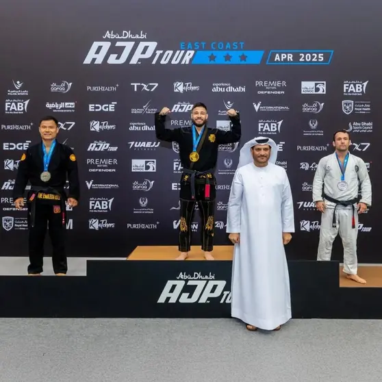 Willy Fernández en el podio de Abu Dhabi. (Cedida)
