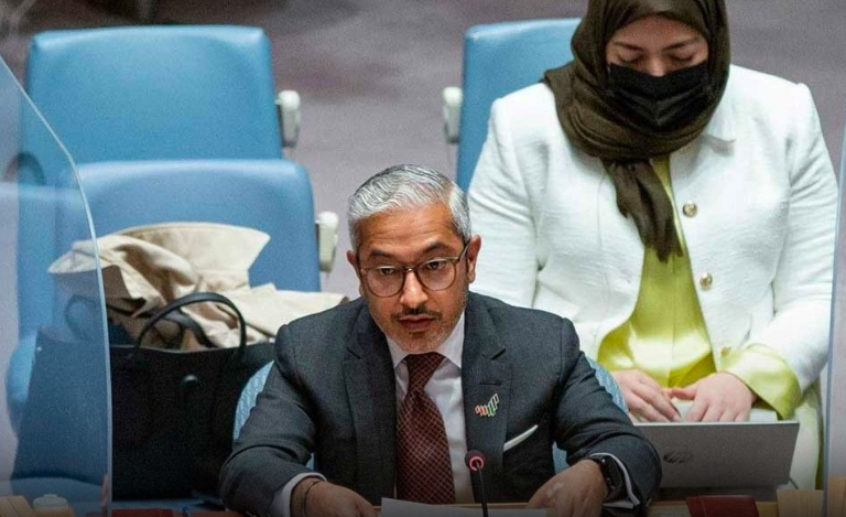 Misión emiratí en la ONU. (X)