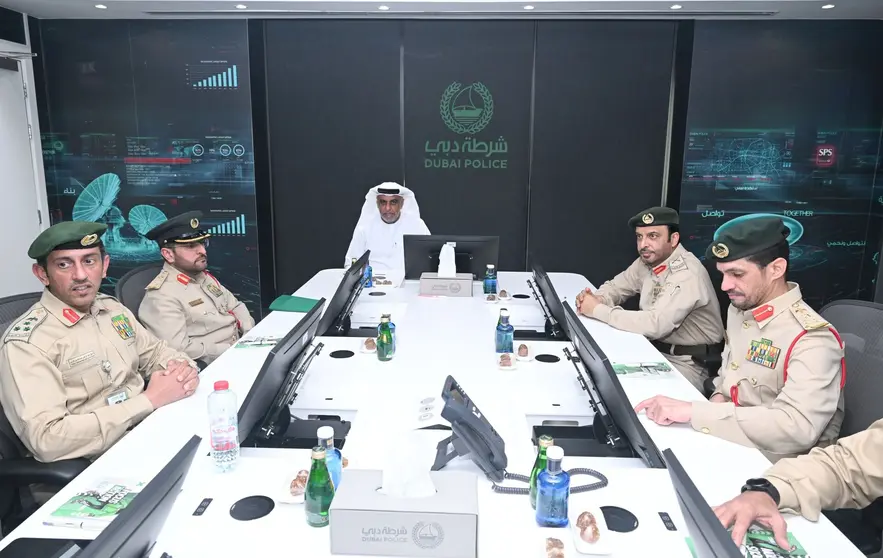 Altos funcionarios de la Policía de Dubai. (WAM)