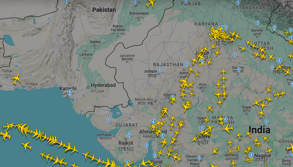 El espacio aéreo paquistaní ha quedado desierto como consecuencia de la Operación Sindoor. (Flightradar)