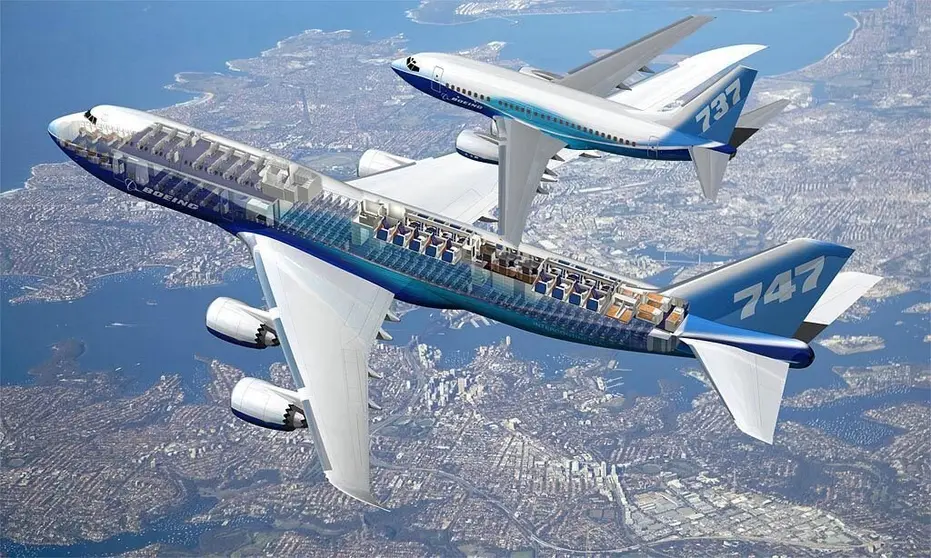 El primer plano, el Boeing 747-800. (Fuente externa)