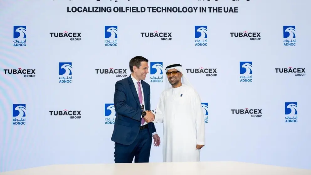 Firma del acuerdo entre Tubacex y ADNOC en Abu Dhabi. (Tubacex)