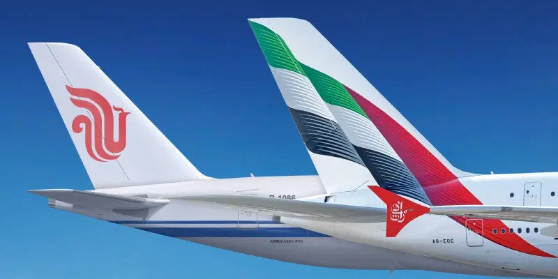 Emirates y Air China han firmado un nuevo memorando de entendimiento para establecer un marco estratégico de cooperación que facilitará la operación de vuelos de código compartido y mejorará las operaciones de carga.