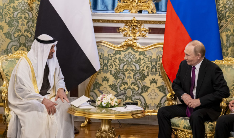 El presidente de EAU y Putin este jueves en Moscú. (WAM)
