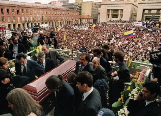 Una imagen del funeral de Miguel Uribe. (X)