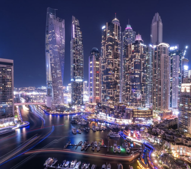 Una imagen nocturna de Dubai. (X)
