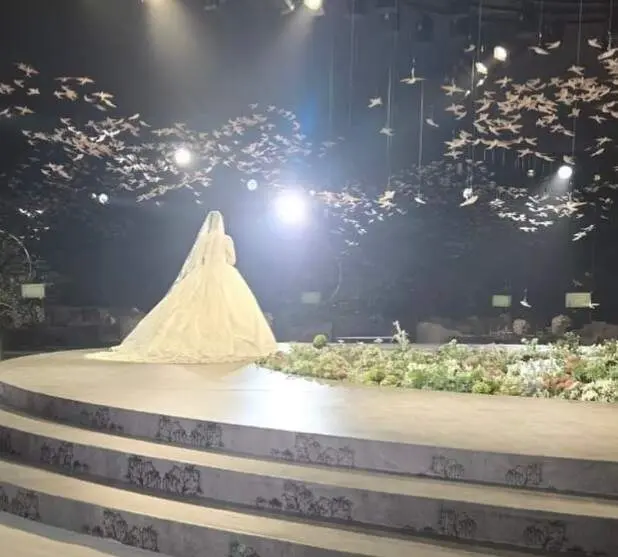 La miembro de la realeza emiratí el día de su boda. (Instagram)