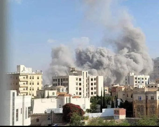 Israel asegura que su ofensiva se dirigió a instalaciones militares y depósitos de armamento relacionados con los hutíes. (X)