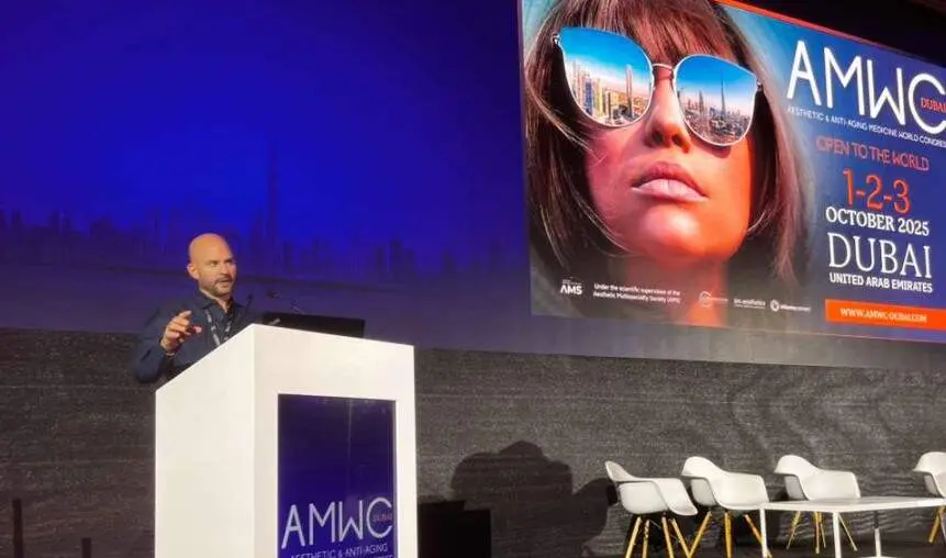Eduardo Cardona durante su conferencia en Dubai. (Cedida)