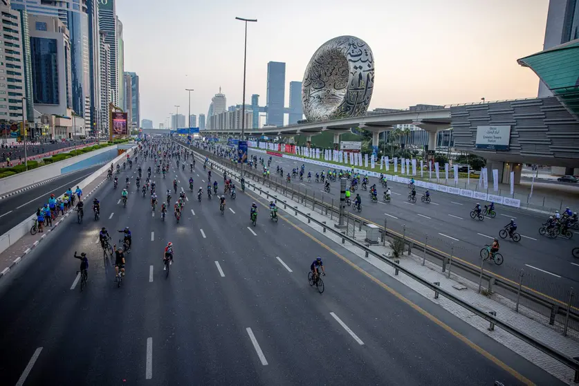 Ciclistas participantes en la prueba. (Dubai Media Office)