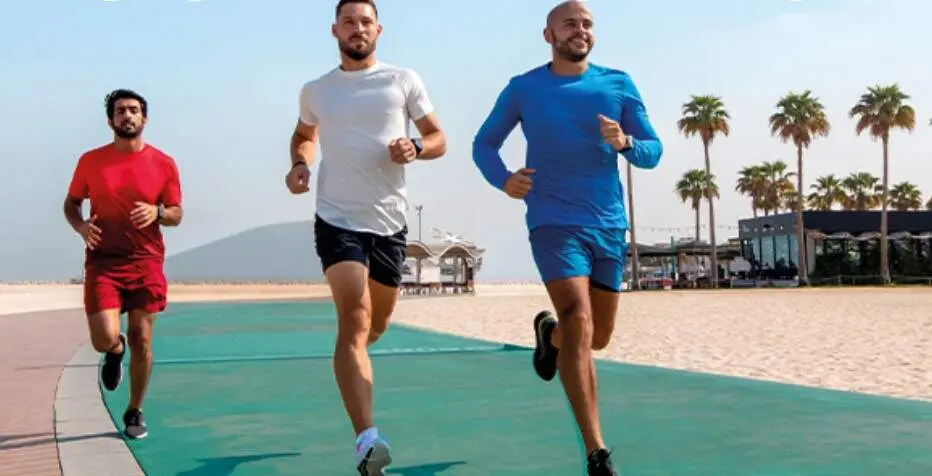 Pista para correr en una playa de Dubai. (Dubai Fitness Challenge)
