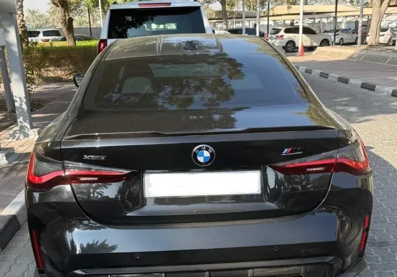El coche confiscados por la Policía de Dubai. (X)