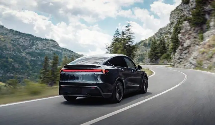 Una imagen de un modelos Tesla. (X)