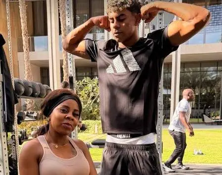 Lamine Yamal entrena en Dubai. (Instagram)