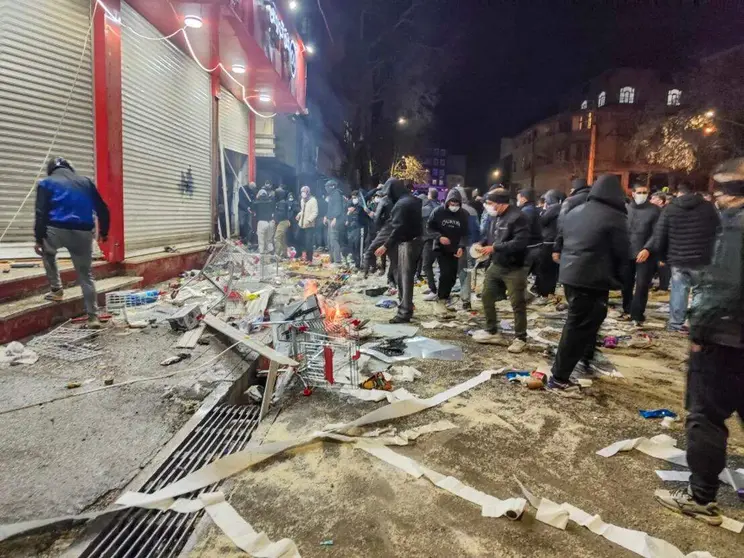 Protestas en Ir&aacute;n. (CNN)