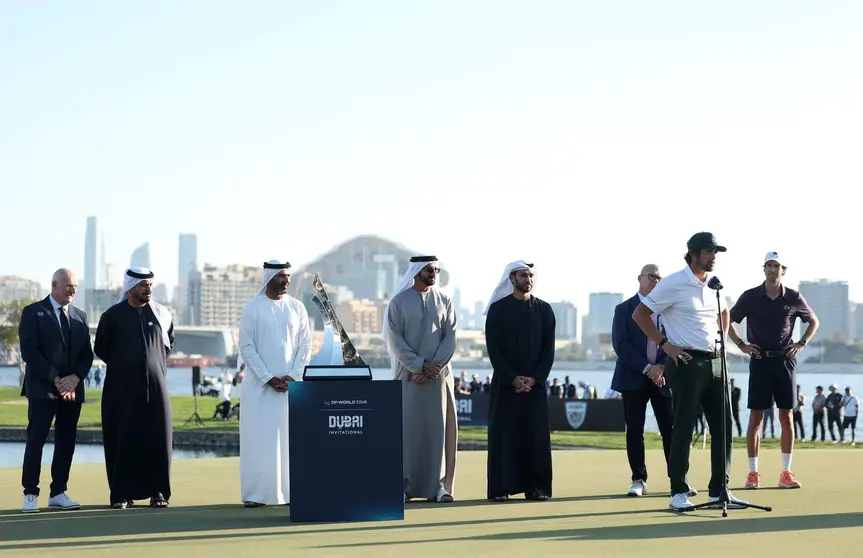 Nacho Elvira, tras ganar el torneo de golf de Dubai. (WAM)