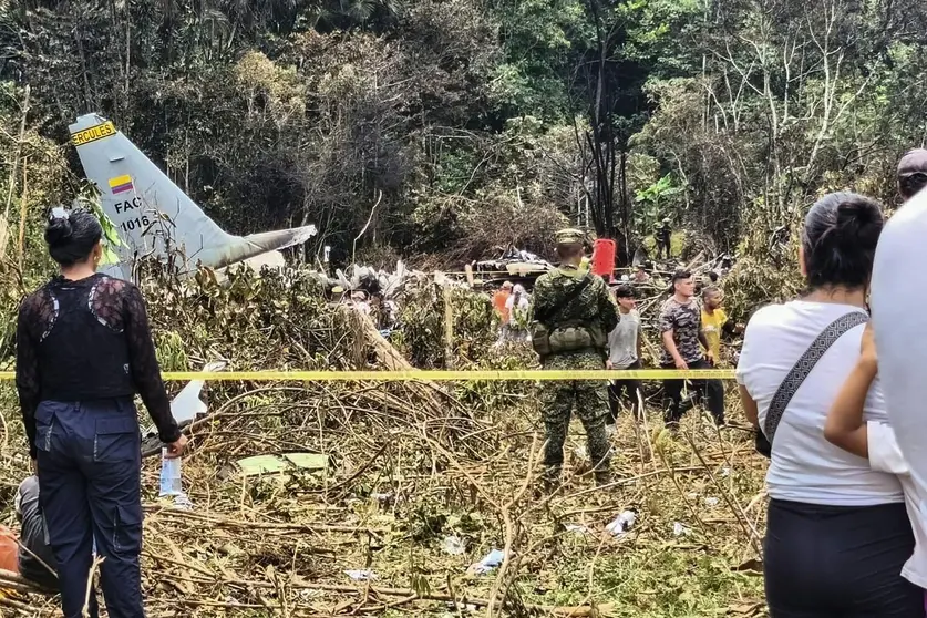 Restos del avi&oacute;n siniestrado en Colombia. (WAM)