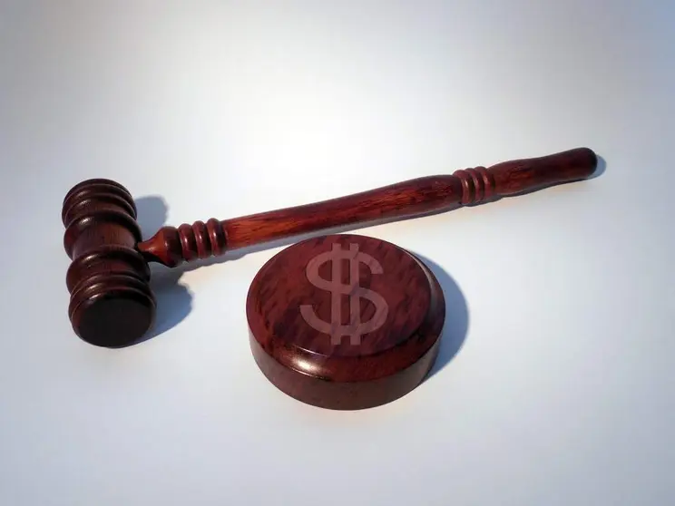 Las sanciones incluyen multas entre 250.000 y 500.000 dirhams, prisi&oacute;n y posibles prohibiciones de viaje. (pxhere.com)