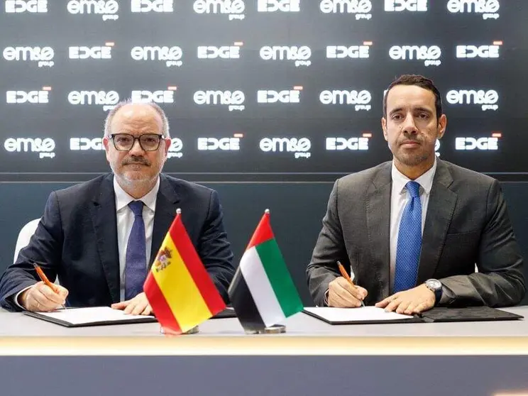 Un momento de la firma del acuerdo. (WAM)