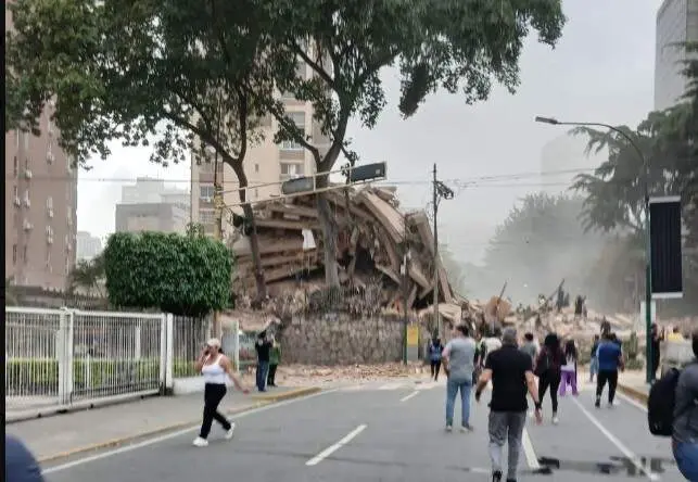 Las im&aacute;genes de los terremotos en Venezuela son devastadoras. (X)