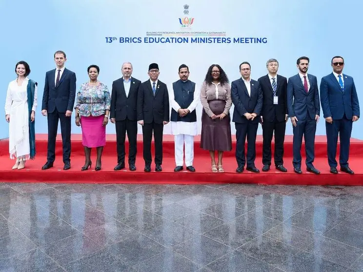 Participantes en la XIII Reuni&oacute;n de Ministros de Educaci&oacute;n de los BRICS, celebrada en Bhubaneswar, India. (WAM)