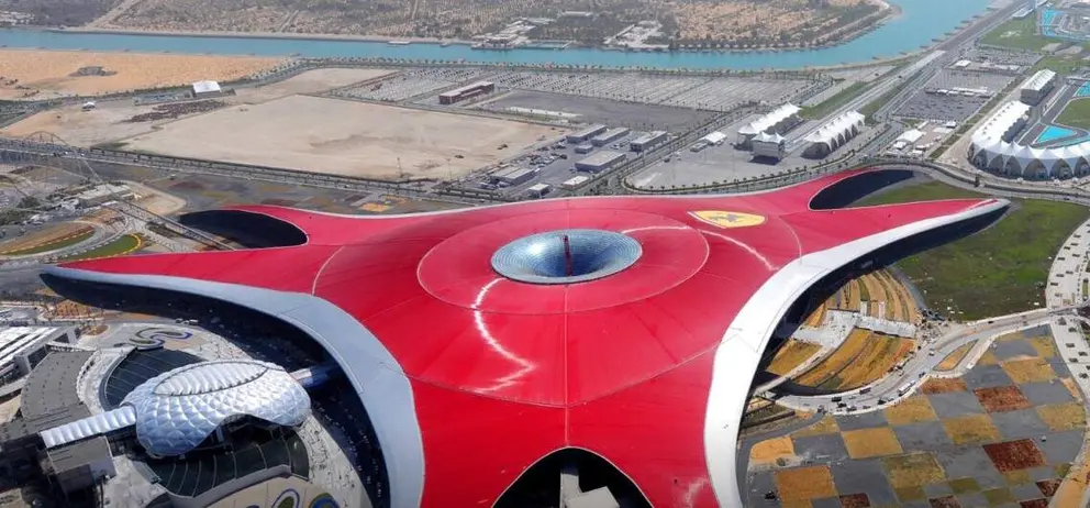 Cubierta de Ferrari World Abu Dhabi. (Fuente externa)