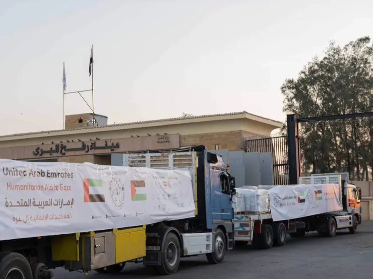 Los convoyes con ayuda humanitaria para los palestinos suman  67 camiones. (WAM)