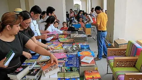 A modo ilustrativo una imagen de una edición de la Feria del Libro de Abu Dhabi. (EL CORREO)