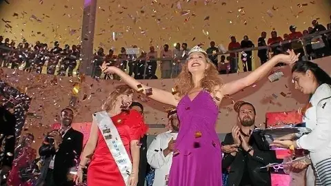 Ganadora del concurso de belleza Star Hunt 2015, que tuvo lugar en Dubai Outlet Mall con la organización de LS Productions.