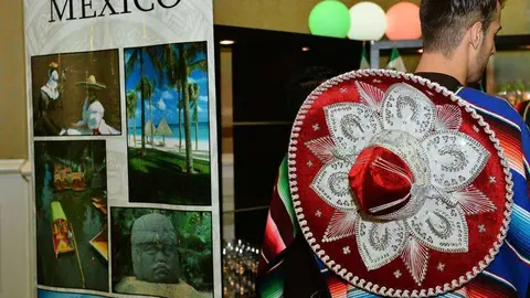 México ofreció la mejor imagen durante el 205 aniversario de su Independencia. (EL CORREO)