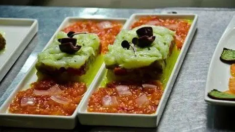 Esquaixada de bacalao.