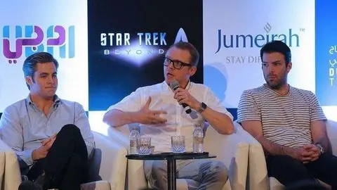  Chris Pine, Simon Pegg y Zachary Quinto durante la conferencia de prensa de Star Trek Más allá, en Burj Al Arab. Foto de Jeffrey E Biteng / The National