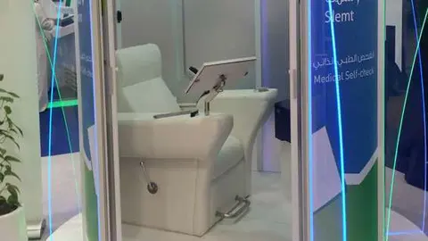 Imagen de la cabina durante la feria. (Internet)