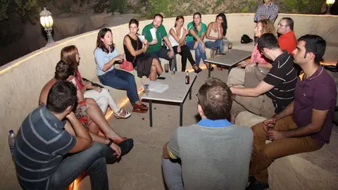 'Encuentro de Españoles en Dubai' protagonizado por la abogada María Rubert. (EL CORREO)