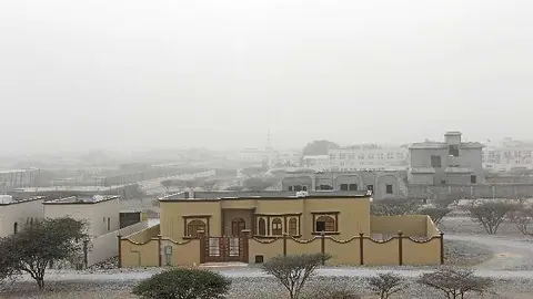 El viento puede levantar polvo y arena en el país. (EL CORREO)