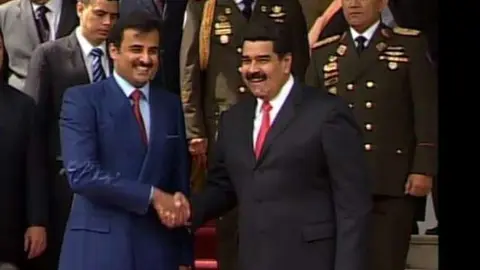 En mayo de 2015 el emir de Qatar se reunió en Caracas con Nicolás Maduro.