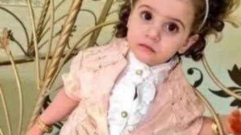 Una imagen de la niña desaparecida en Arabia Saudita.