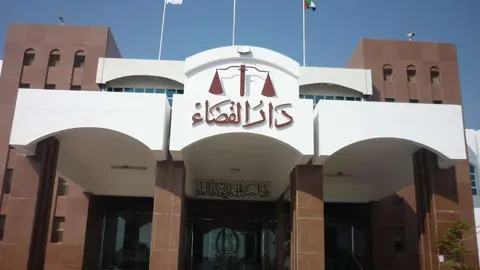 Acceso principal al Tribunal de Ras Al Khaimah. (Fuente externa)