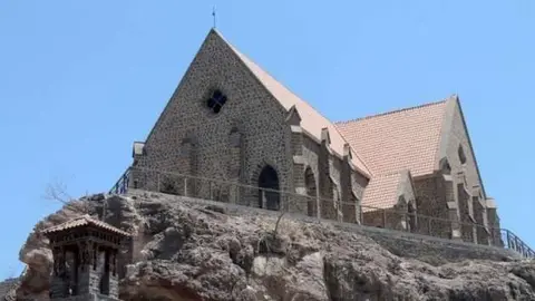 Una de las iglesias católicas en Adén.