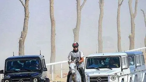 Una imagen de la carrera de resistencia de caballos en Dubai.