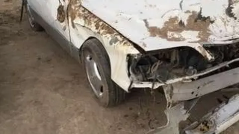 Una imagen del estado en que quedó el coche después del siniestro.